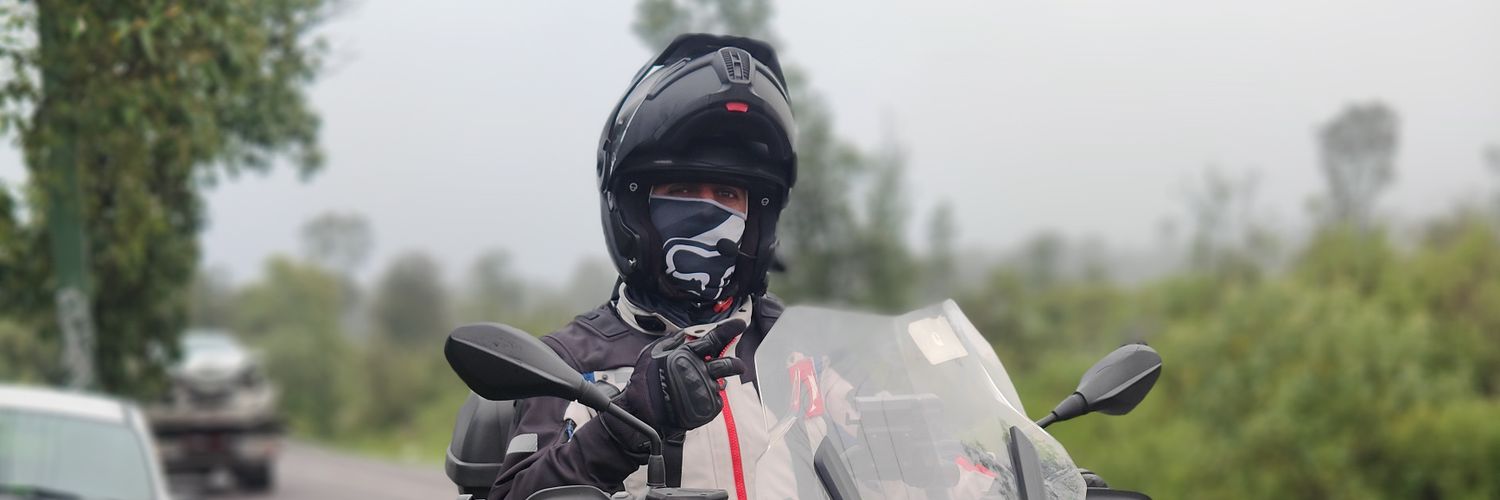 Aaronhdzg's profile banner image