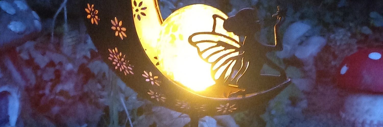 artisanne's profile banner image