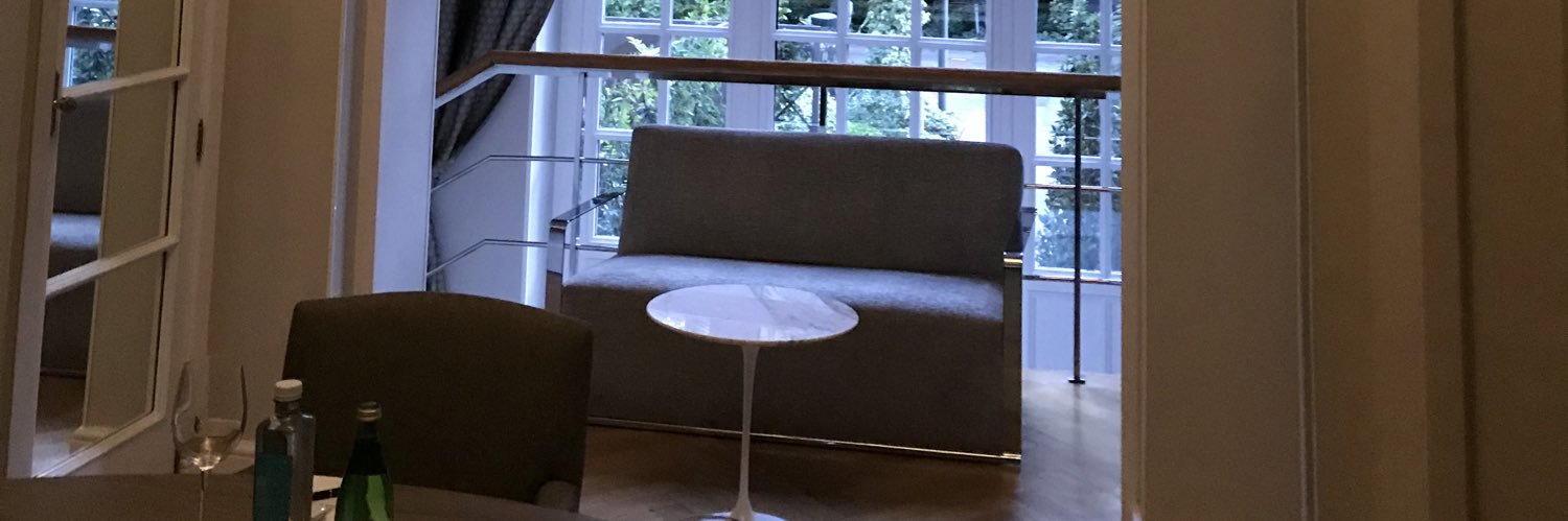 Carlos Romance banner