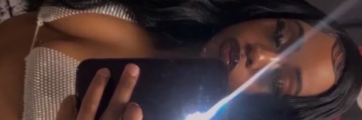 nut4zari's profile banner image