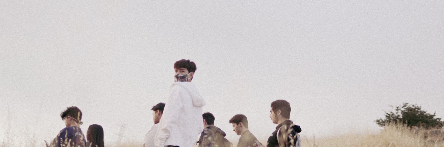 alex van 🇻🇳 banner