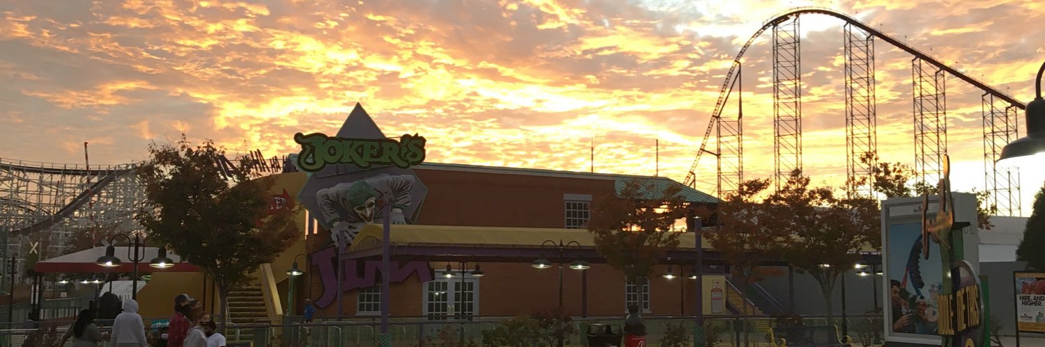 Retro Six Flags banner