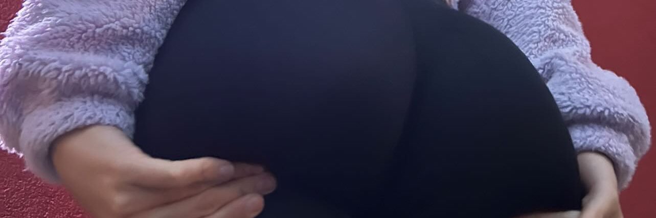 universogirls.off banner