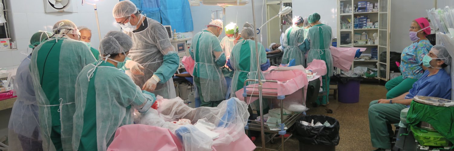 Cirugía Solidaria banner