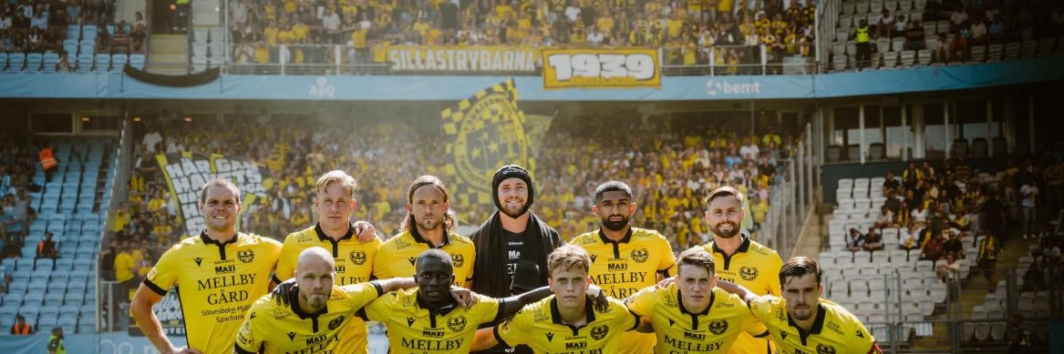 maifPO's profile banner image