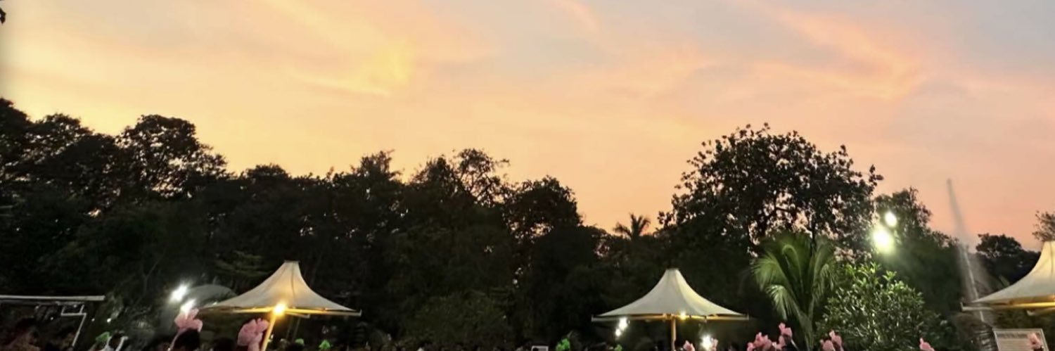 FazilaaMohsin's profile banner image