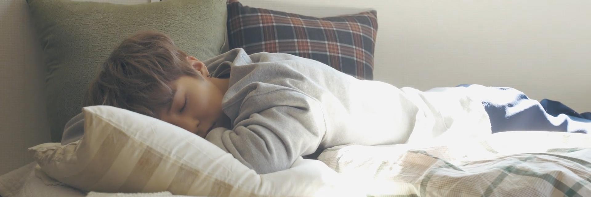 Chloexomin's profile banner image
