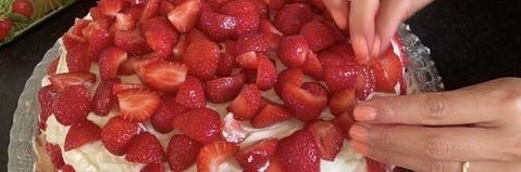 🎂 banner