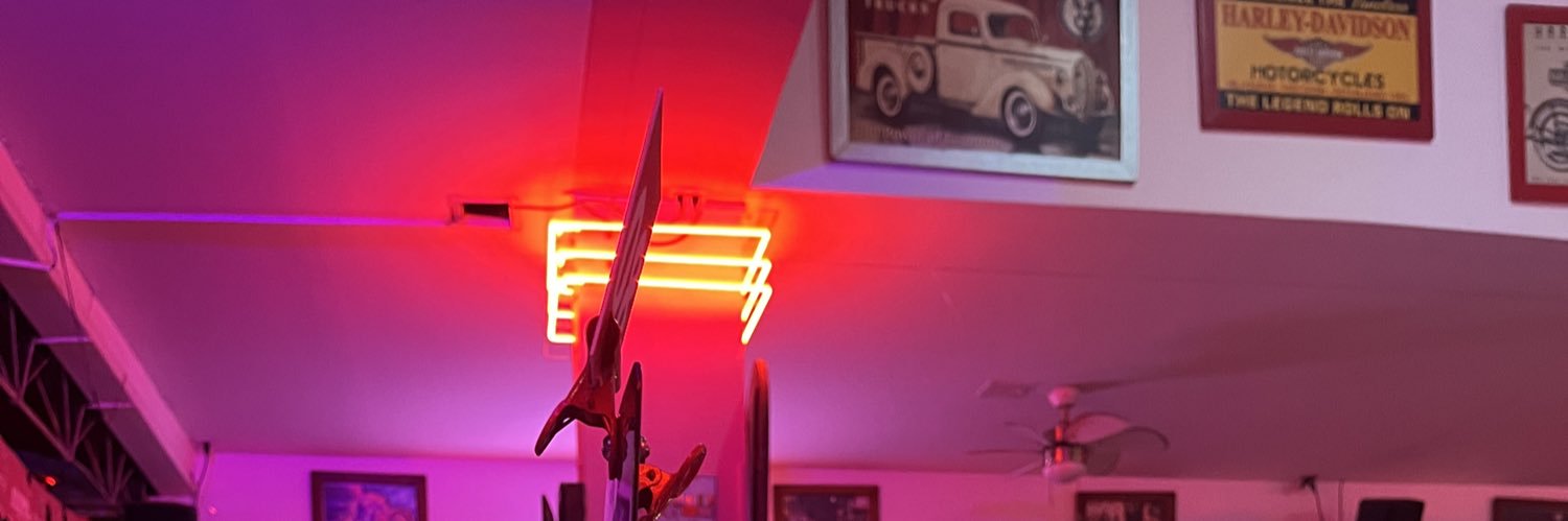 DCudriz's profile banner image