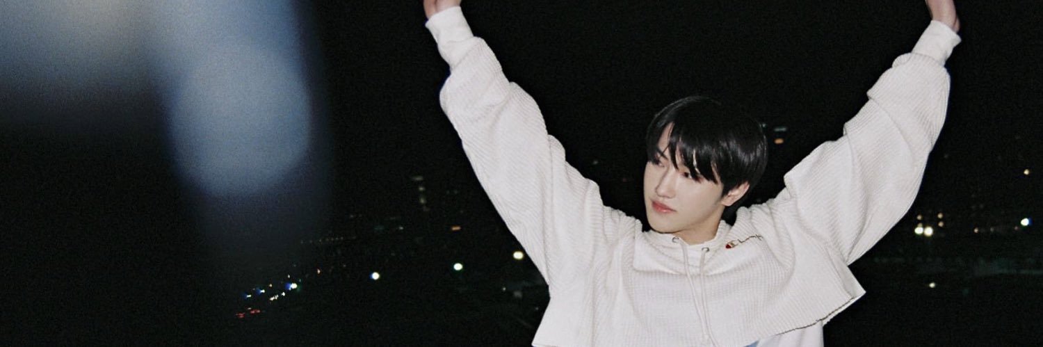 튼 banner
