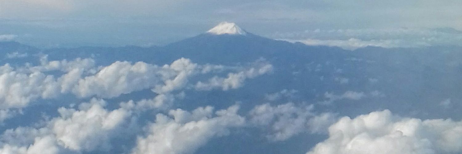 comacallado's profile banner image