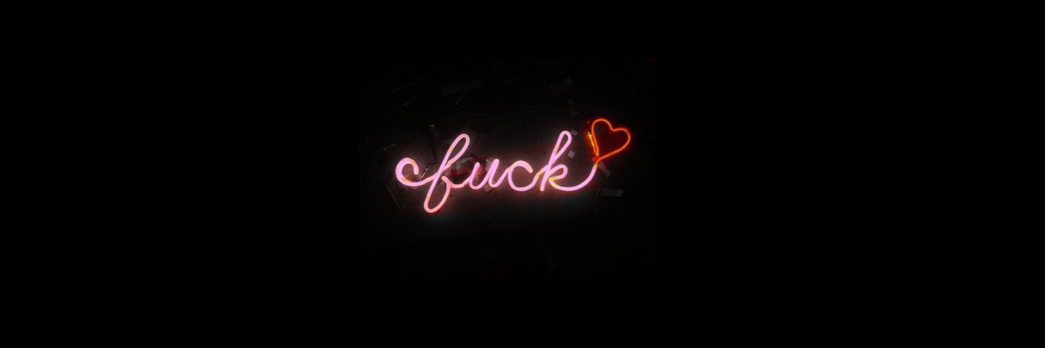 thtmamic's profile banner image