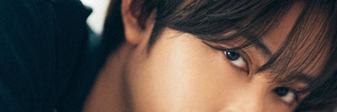 𝐌 banner