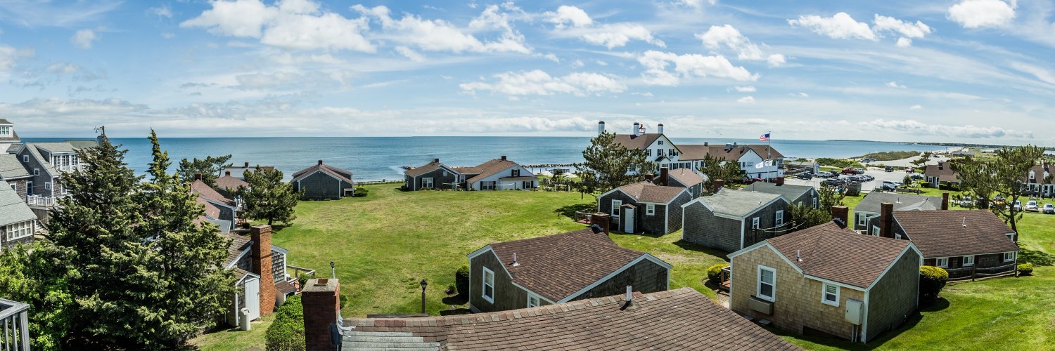 Lighthouse Inn banner