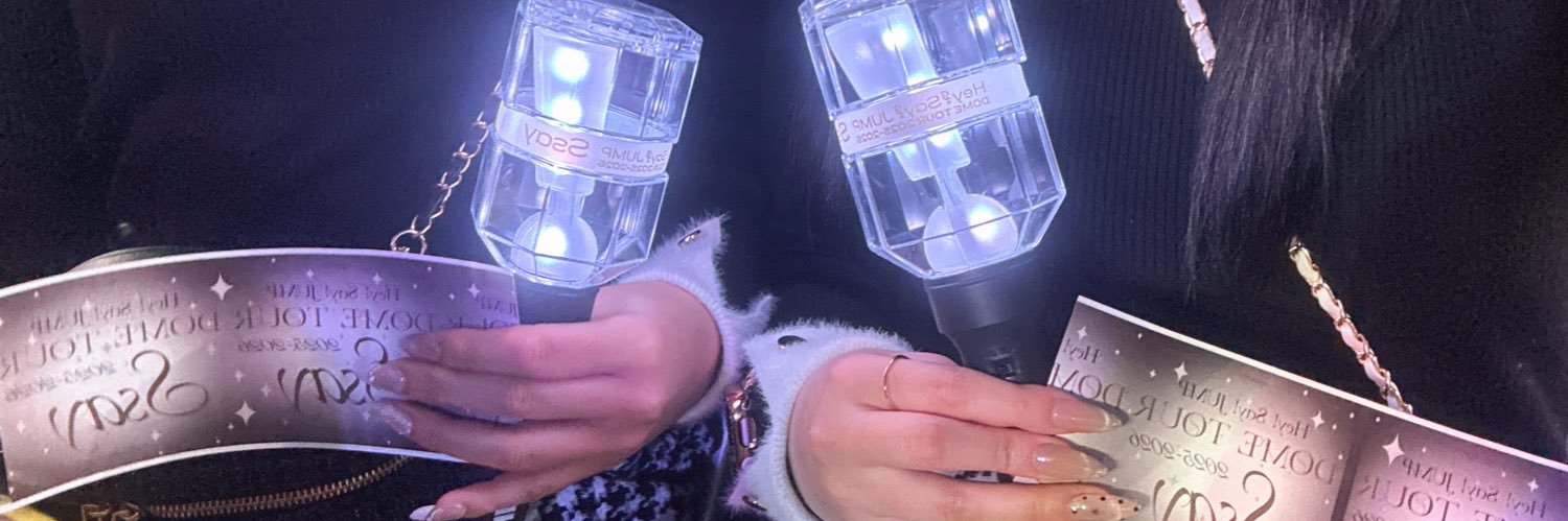 𝒎 banner