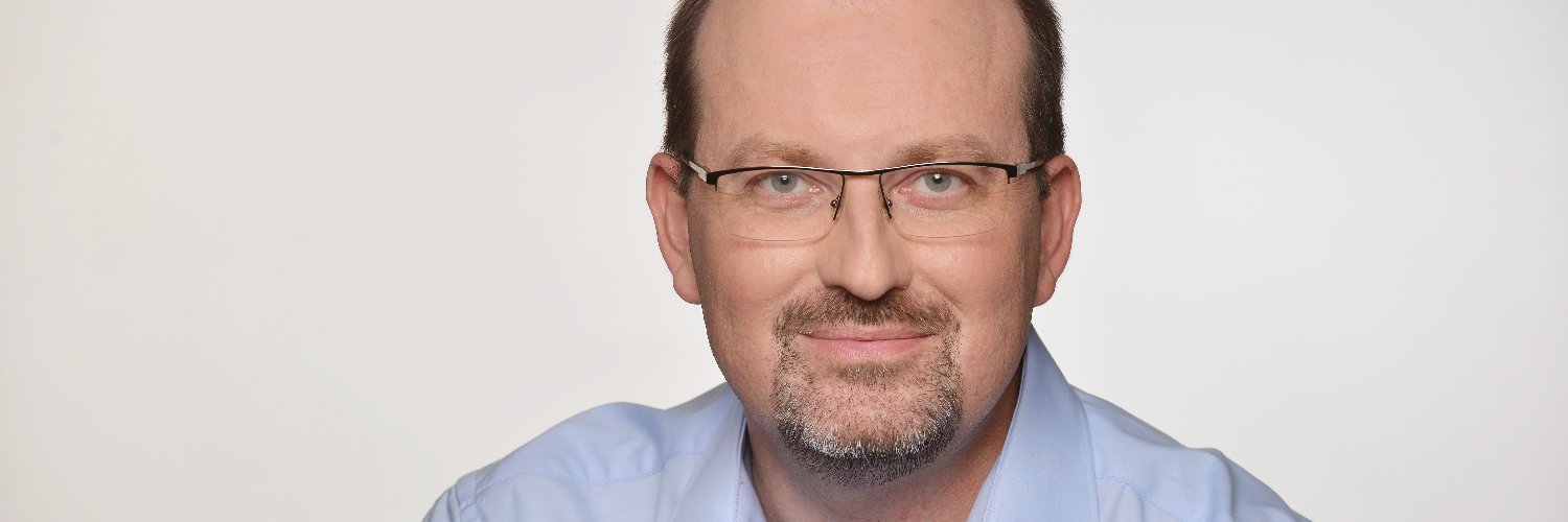 Maciej Awiżeń banner