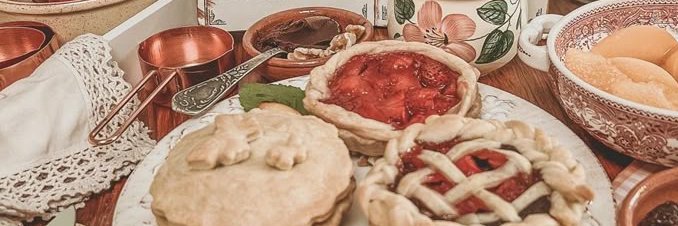 🥧 𝑅𝑜𝑠𝑒𝑚𝑎𝑟𝑦 𝐵. 𝑃𝑖𝑒 🫐 banner