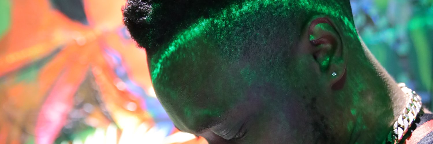 i i i...i Ⓜ️ust be! banner