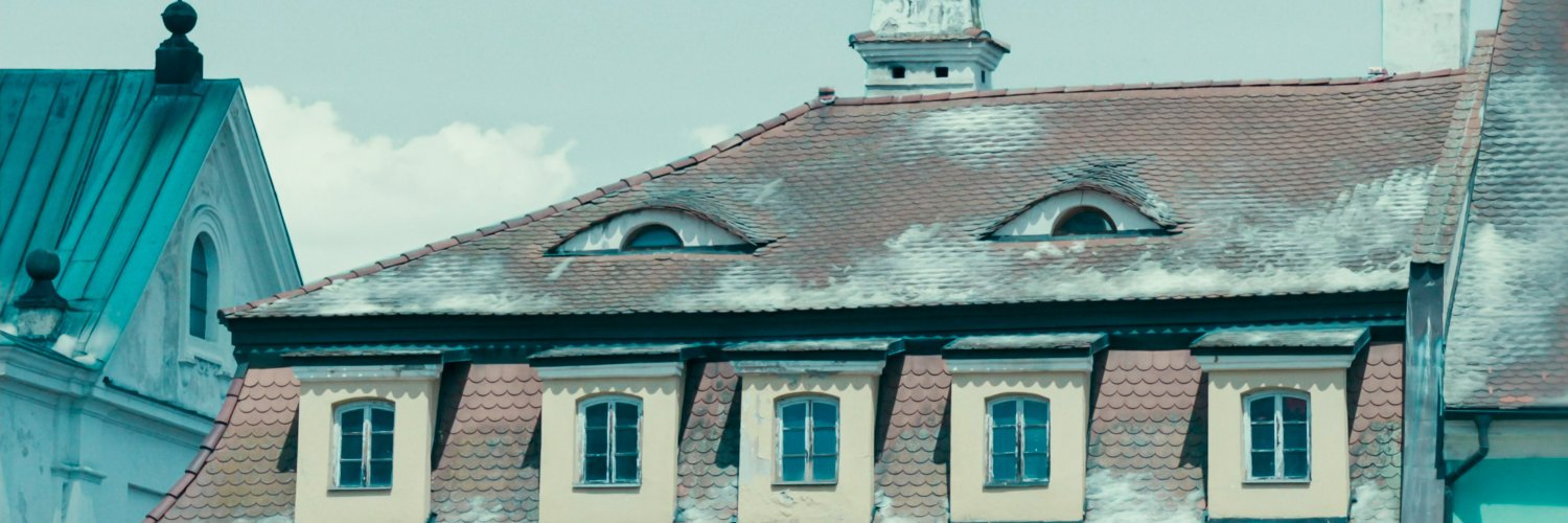 maclaveria's profile banner image