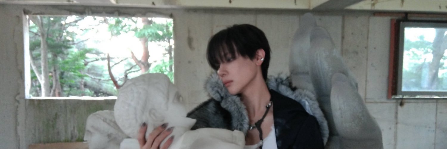 eungenn's profile banner image