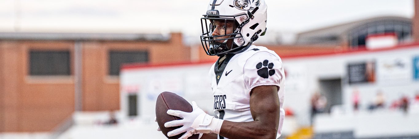 Leuntae Williams banner