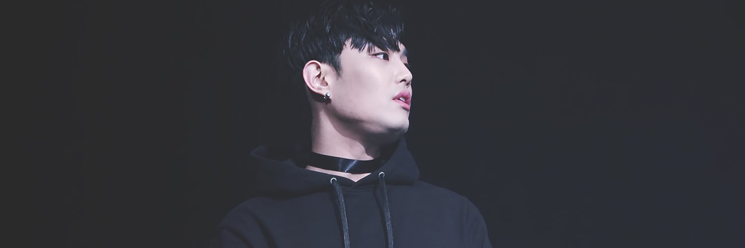 19940523_com's profile banner image