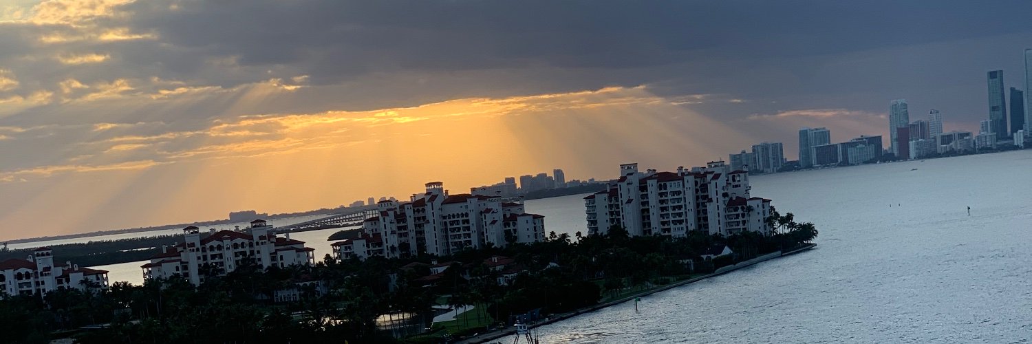 lexluvu97's profile banner image