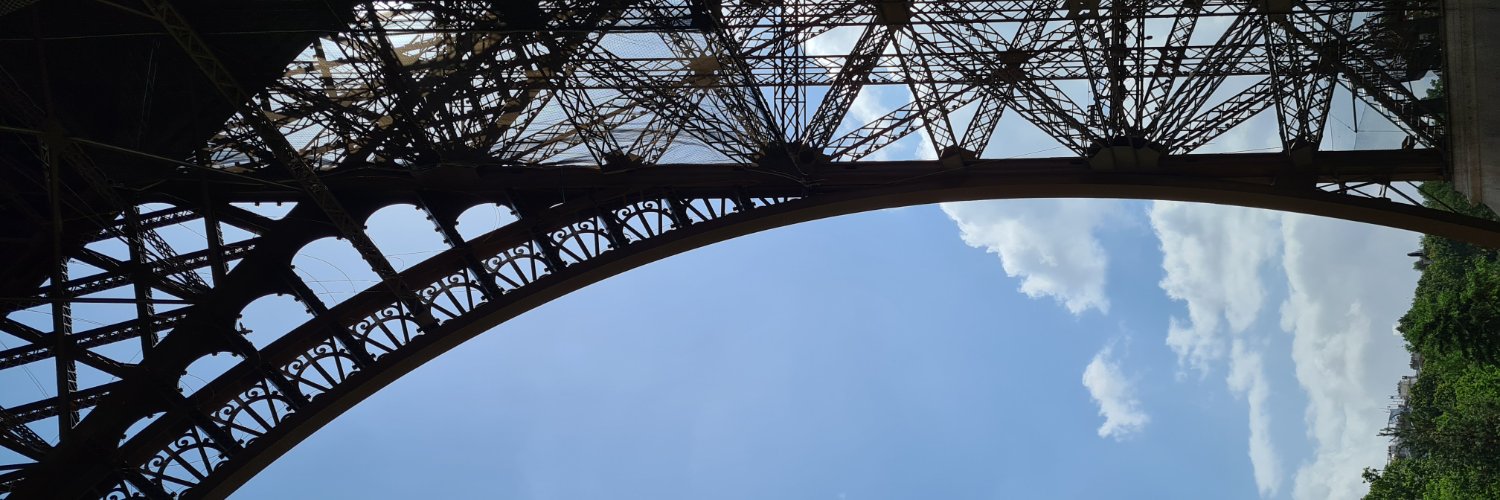 plsmaris's profile banner image