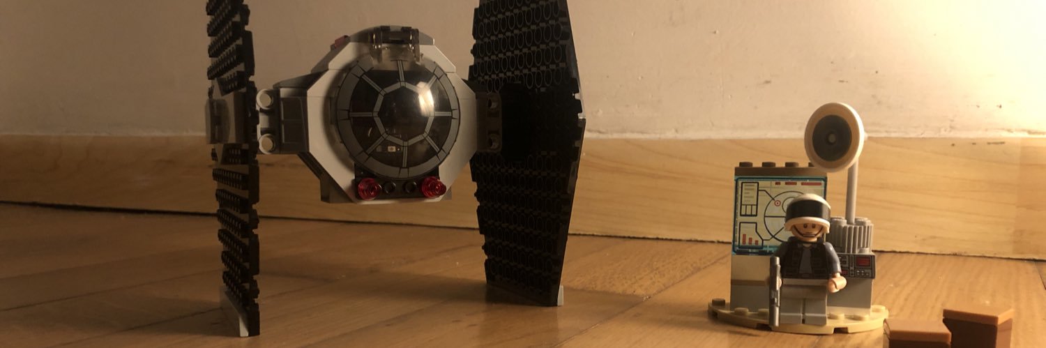 me. banner