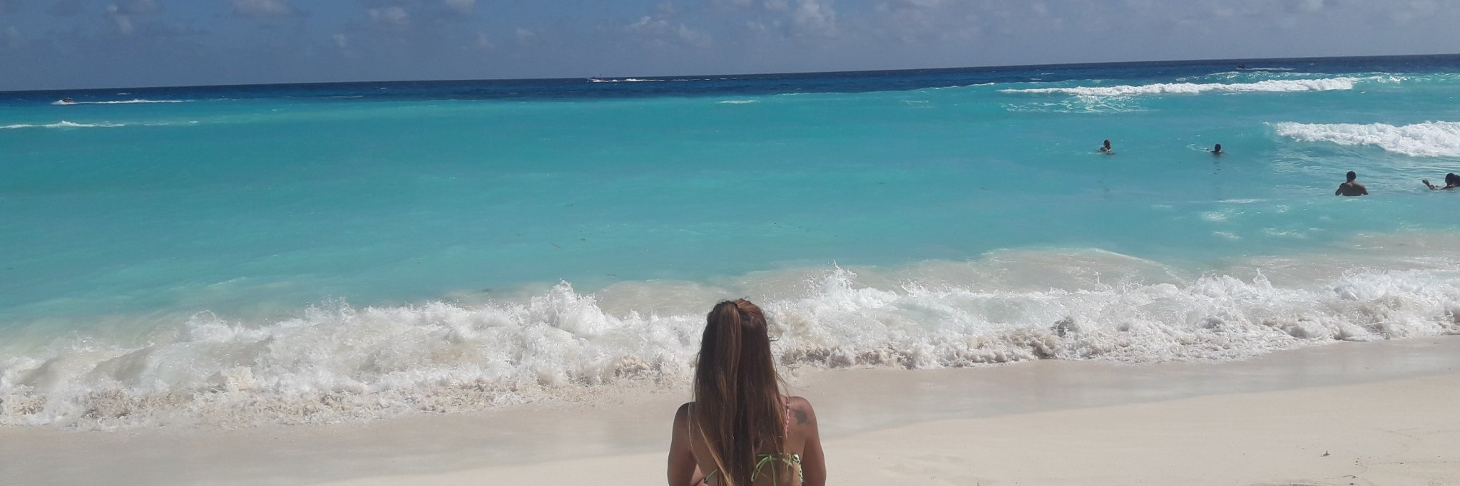 mayralucianaa's profile banner image