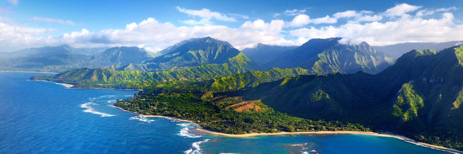 Helloworld Travel banner