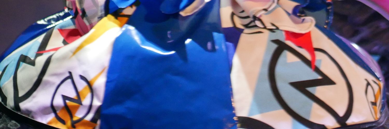 つ な⚡ banner