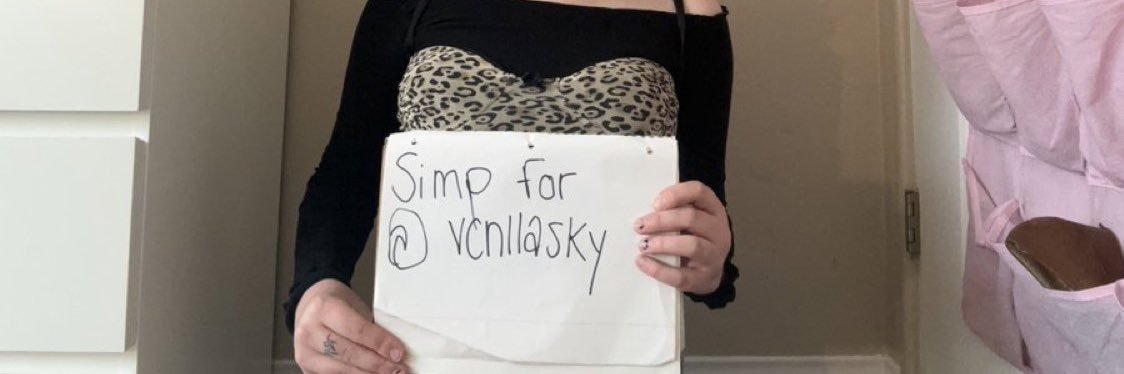 cyn 🪼's banner