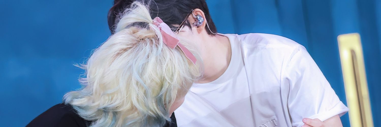 forhaniee_'s profile banner image