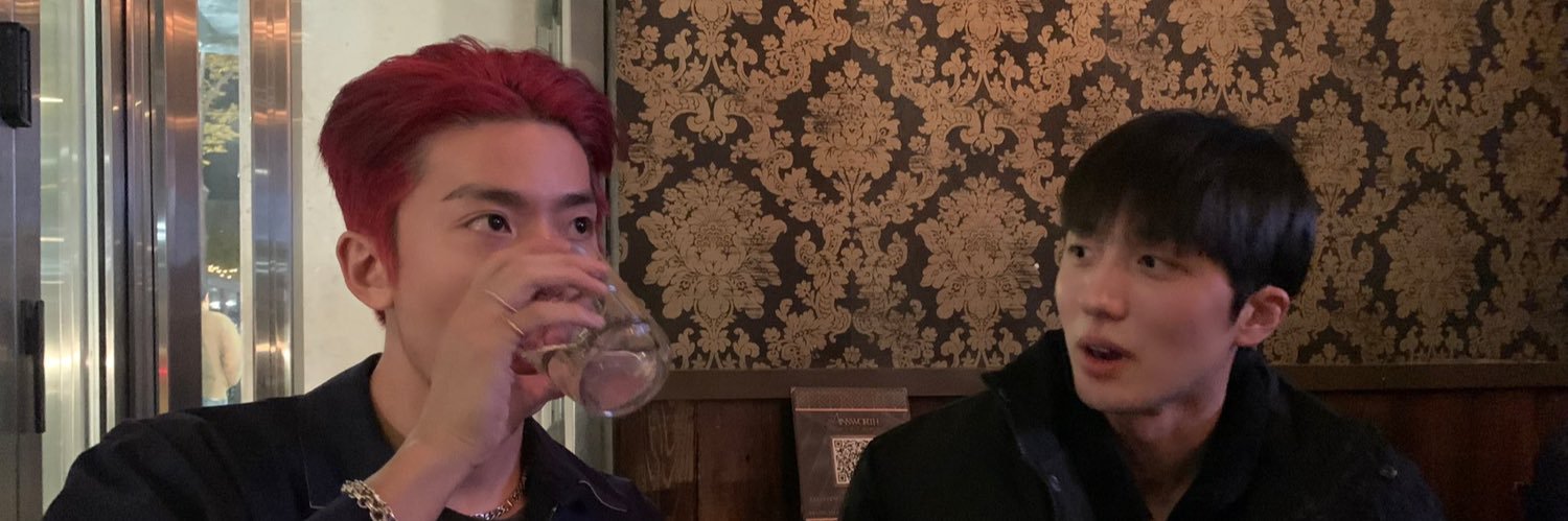 하나⟡.· banner