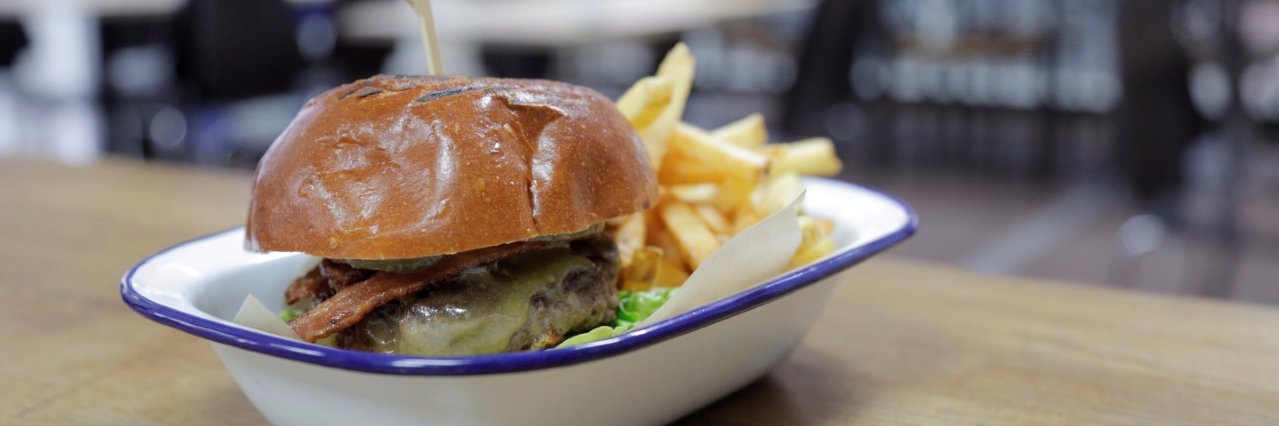 Max's Kitchen banner