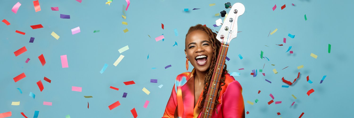 Divinity Roxx banner