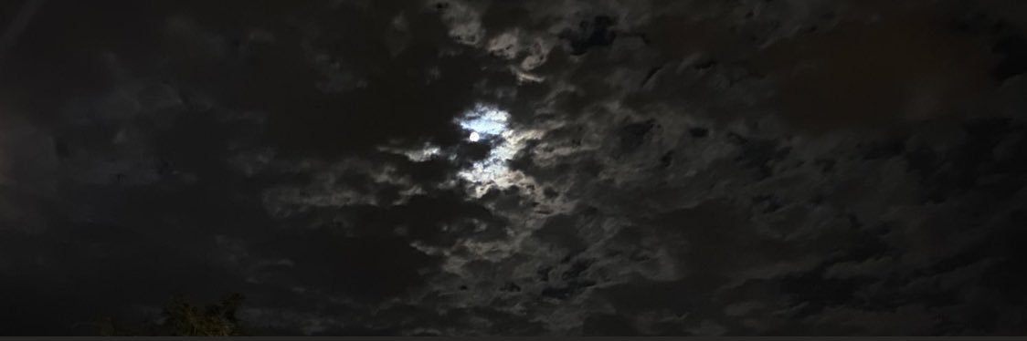 xauaj's profile banner image