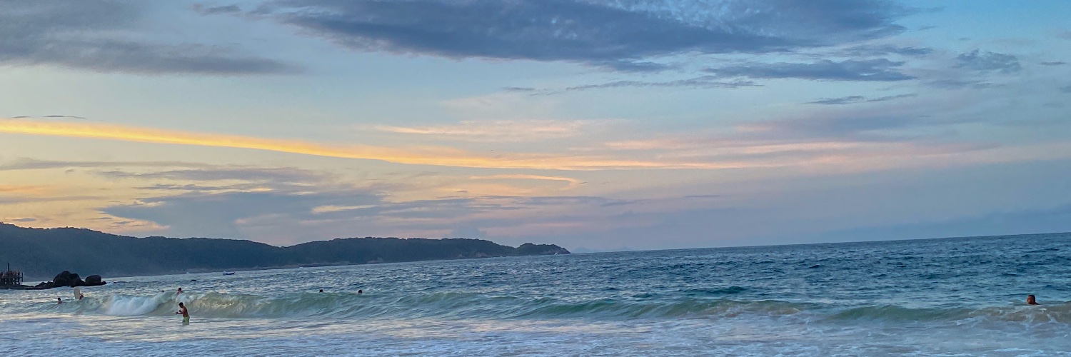 clarafer_10's profile banner image