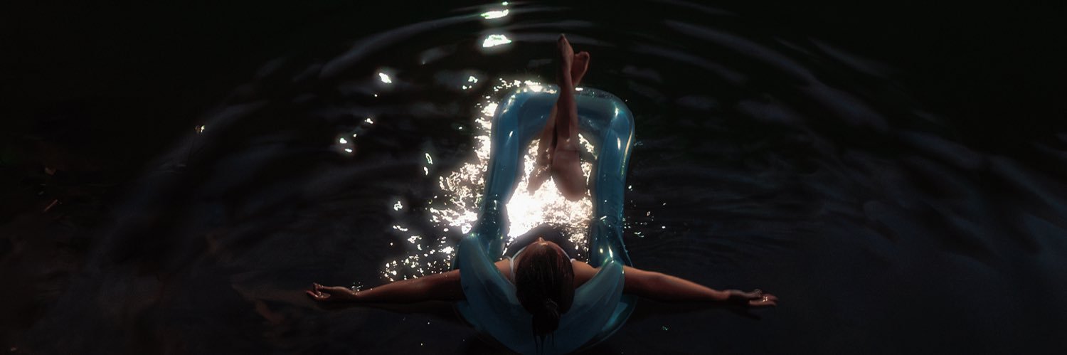 狮子羊 2002 banner