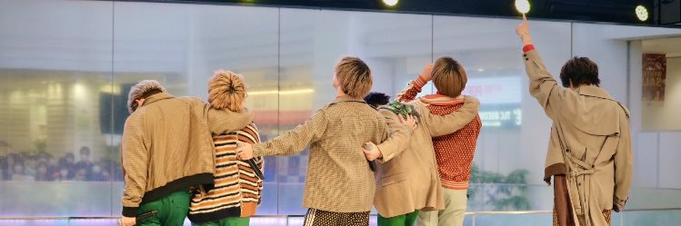 なな🧡🐯🌸 banner