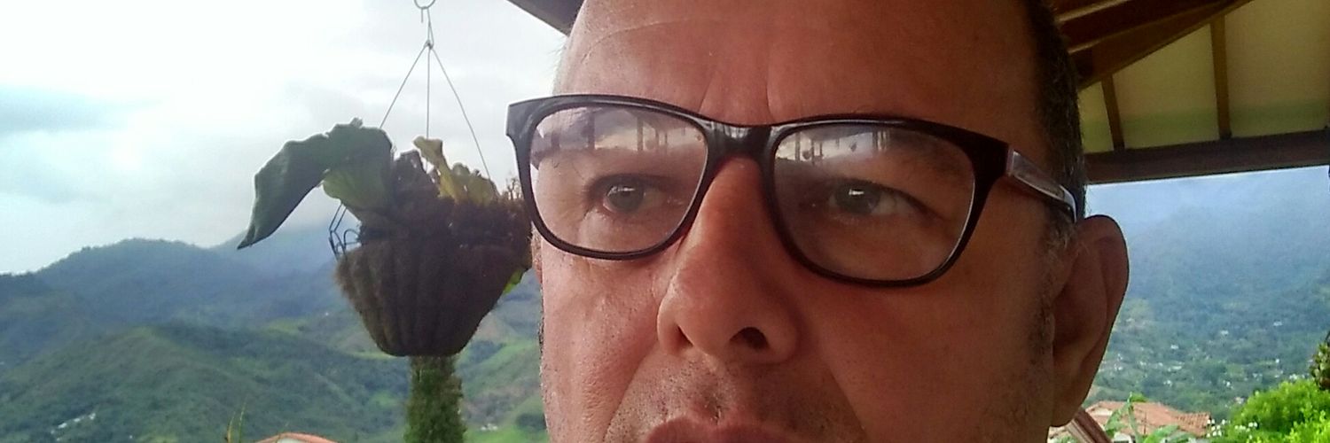 POLLOSPIKU's profile banner image