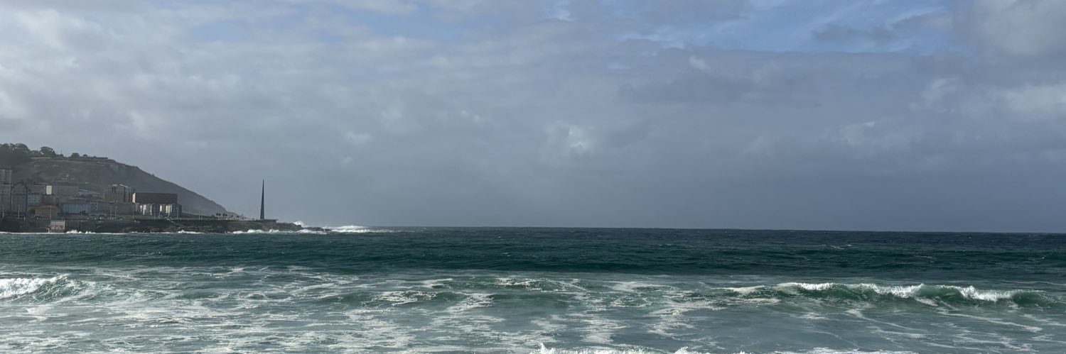 𝙙𝙖niela banner