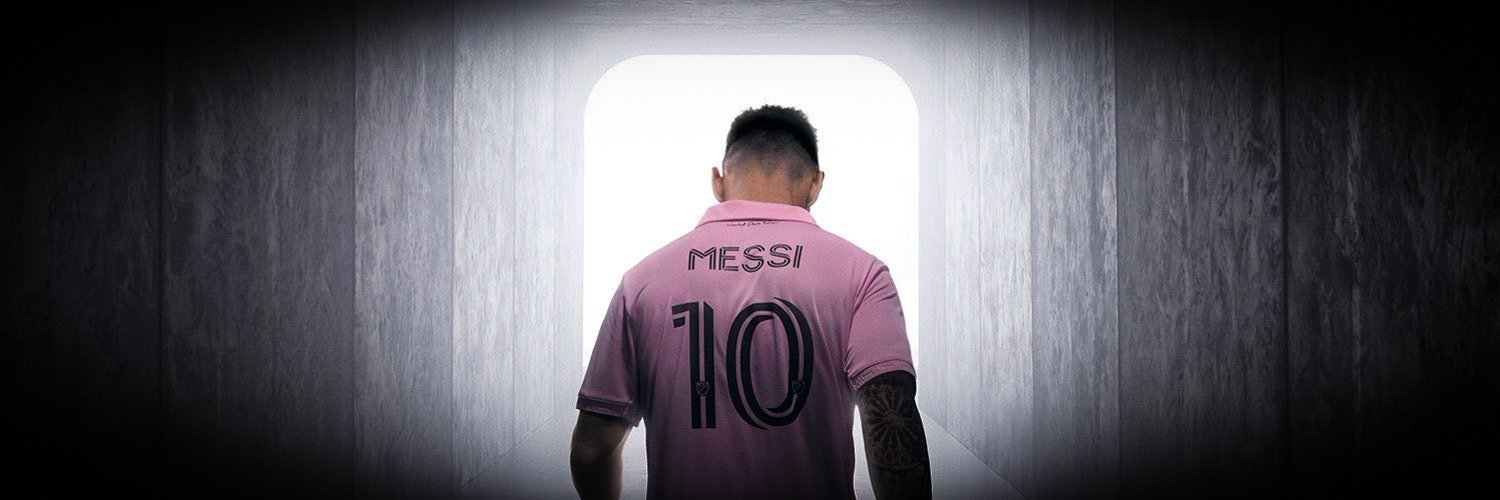 chelafortin's profile banner image