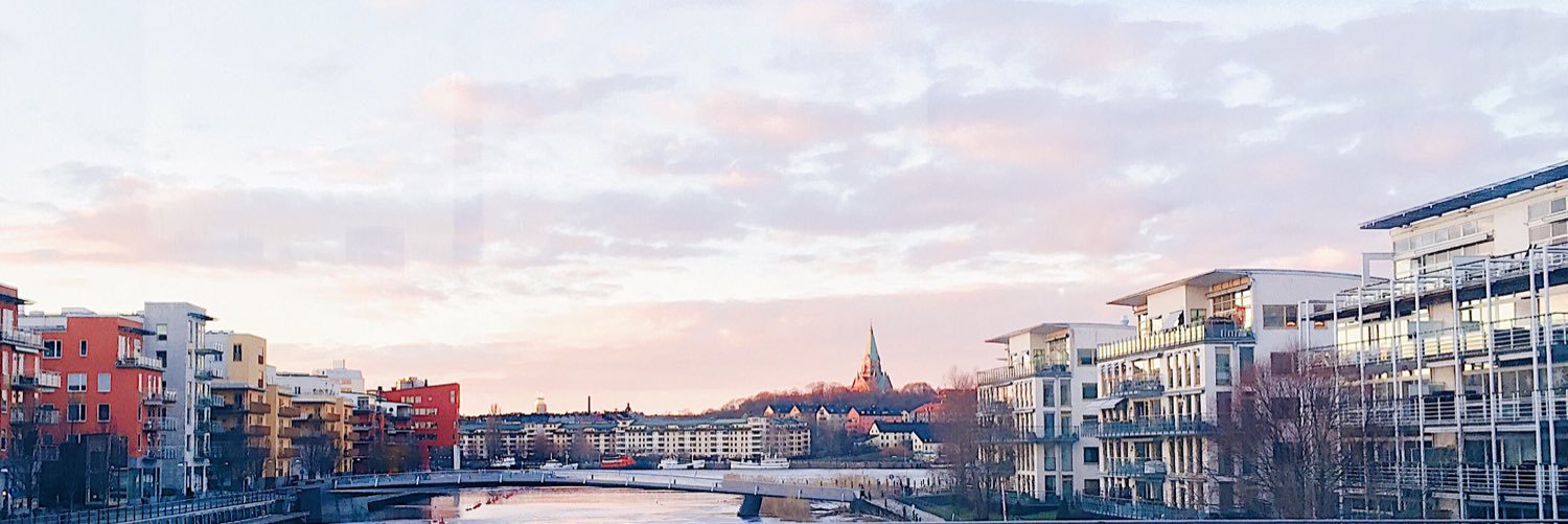 enuntr's profile banner image