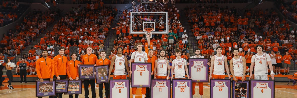 Walter Orange banner