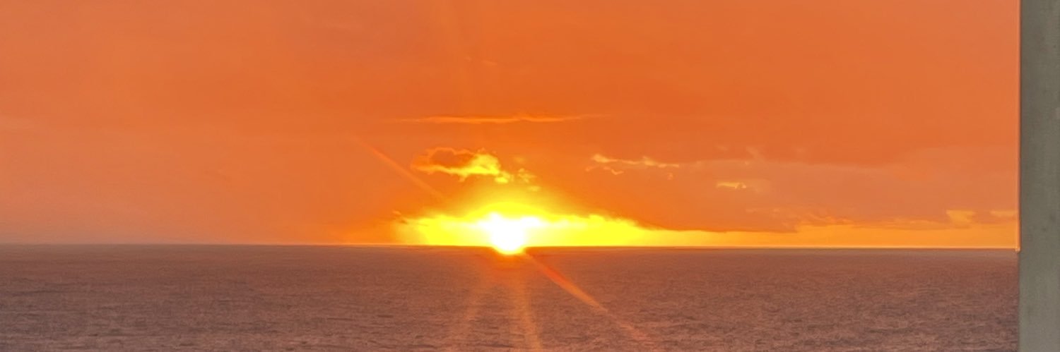 rporter1004's profile banner image