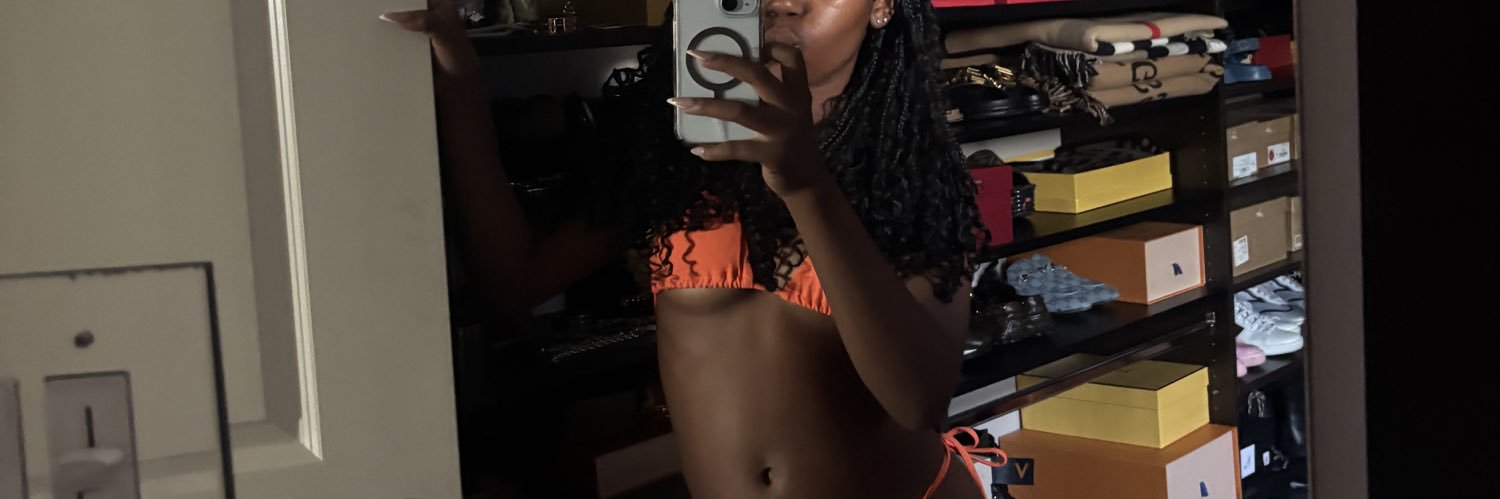 iclynelicee's profile banner image