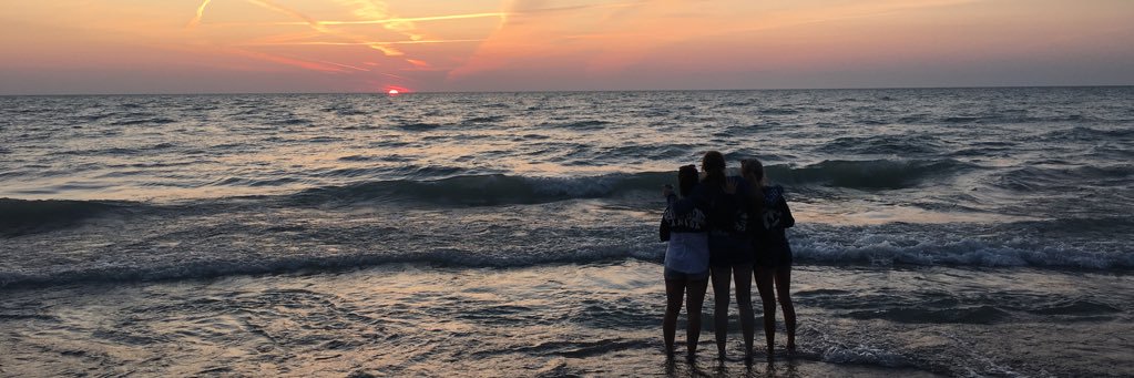 CourtneeyRun's profile banner image