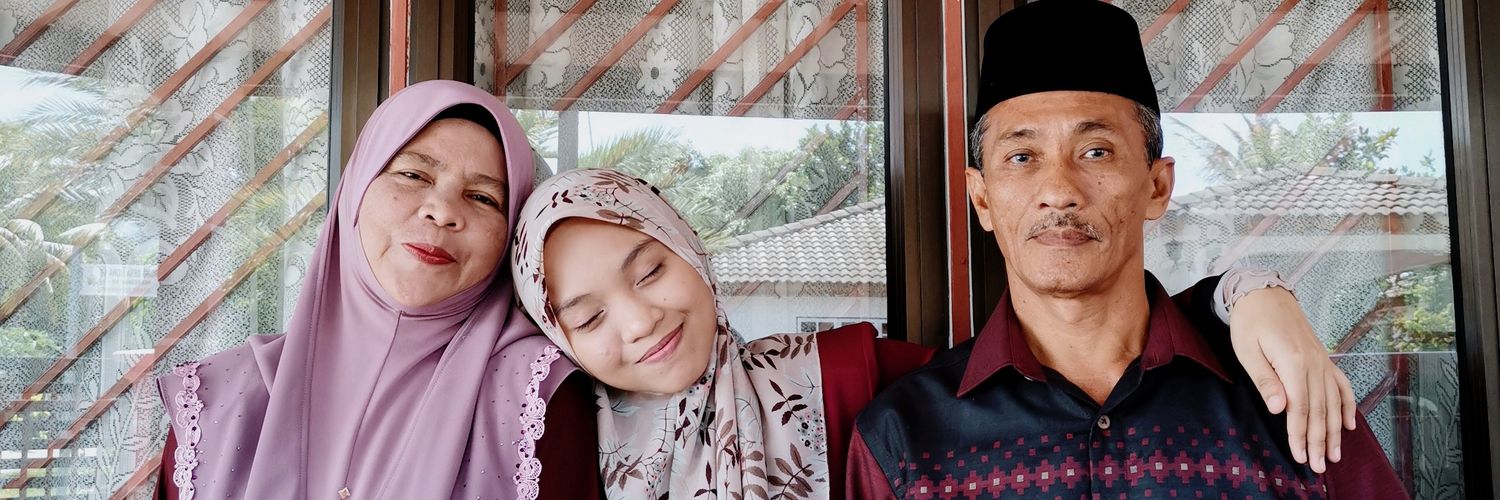 AtikahMahazir's profile banner image